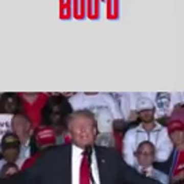 Donald Trump bood at his own rally #short#news#funny