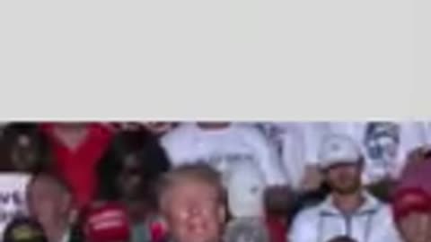 Donald Trump bood at his own rally #short#news#funny