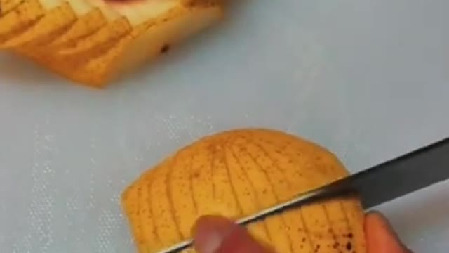 Satisfying fruit cutting skills