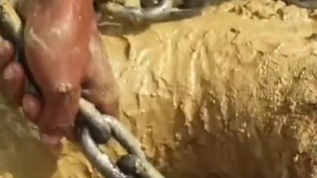 Fishing Technique River Side Hole | Fishing With A Chicken?|