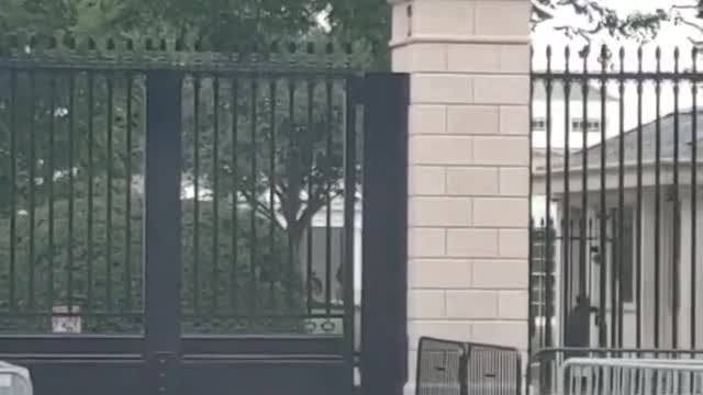 Marine at the West Wing door!!