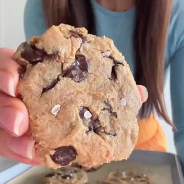 HIGH PROTEIN CHOC CHIP COOKIES - RECIPE IN DESCRIPTION