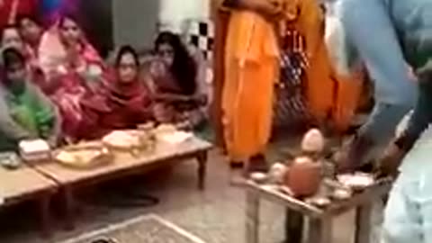 Aj b aise pandit g h jo mantro se agani prajvlit kr skte h🙏🙏