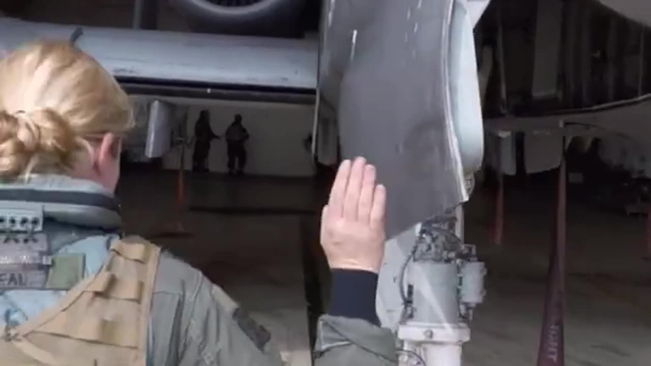 A-10 Female Fighter Pilot