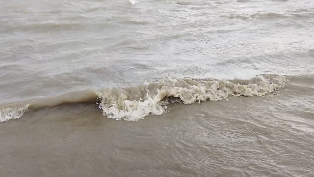 The waves of the river are mind-blowing