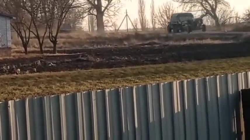 Russian artillery column spotted in Maksaky, Chernihiv