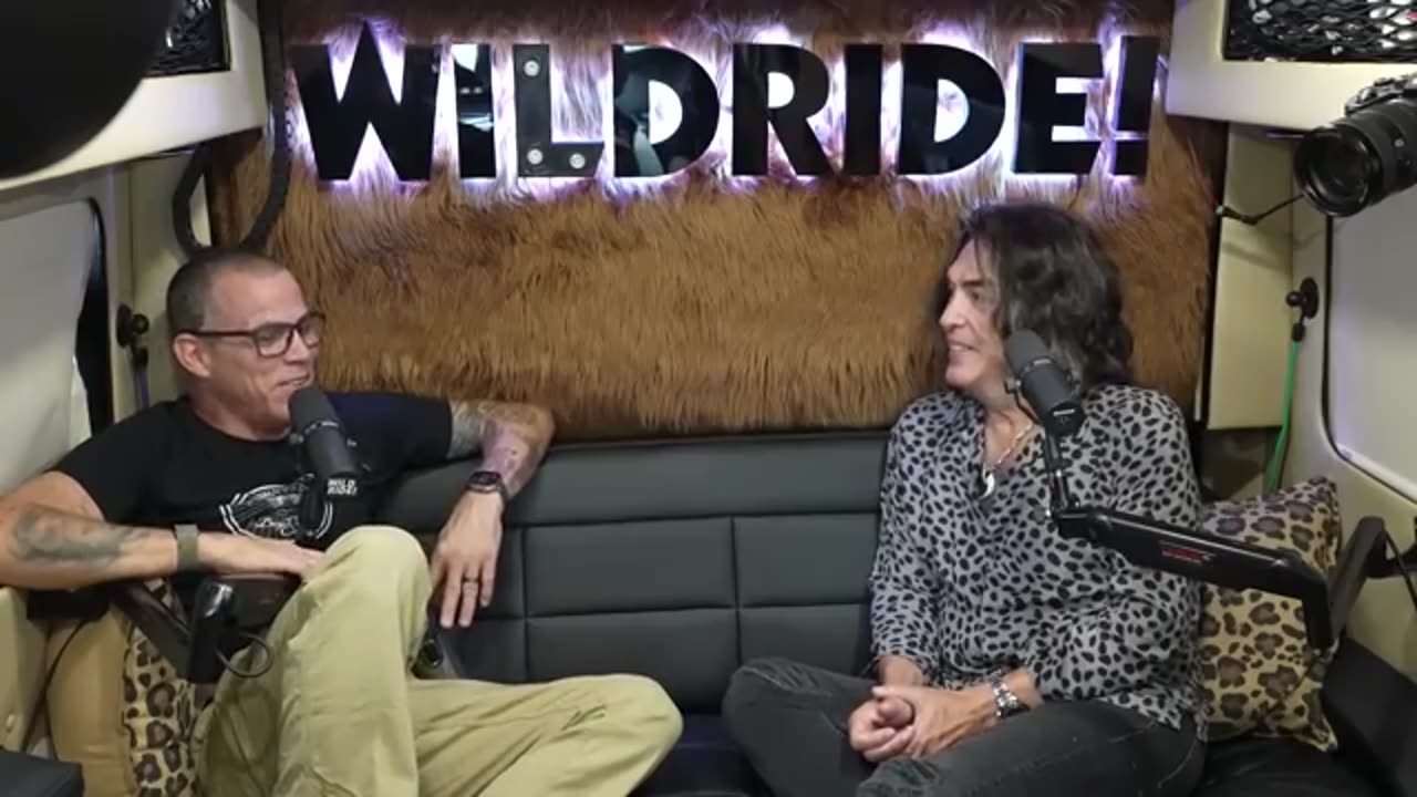 Paul Stanley Has No Sympathy For Sissies And Quitters - Wild Ride #237