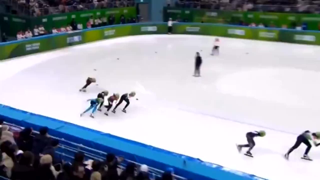 The Chinese speed skater fools everyone to win Gold at the Youth Olympics.