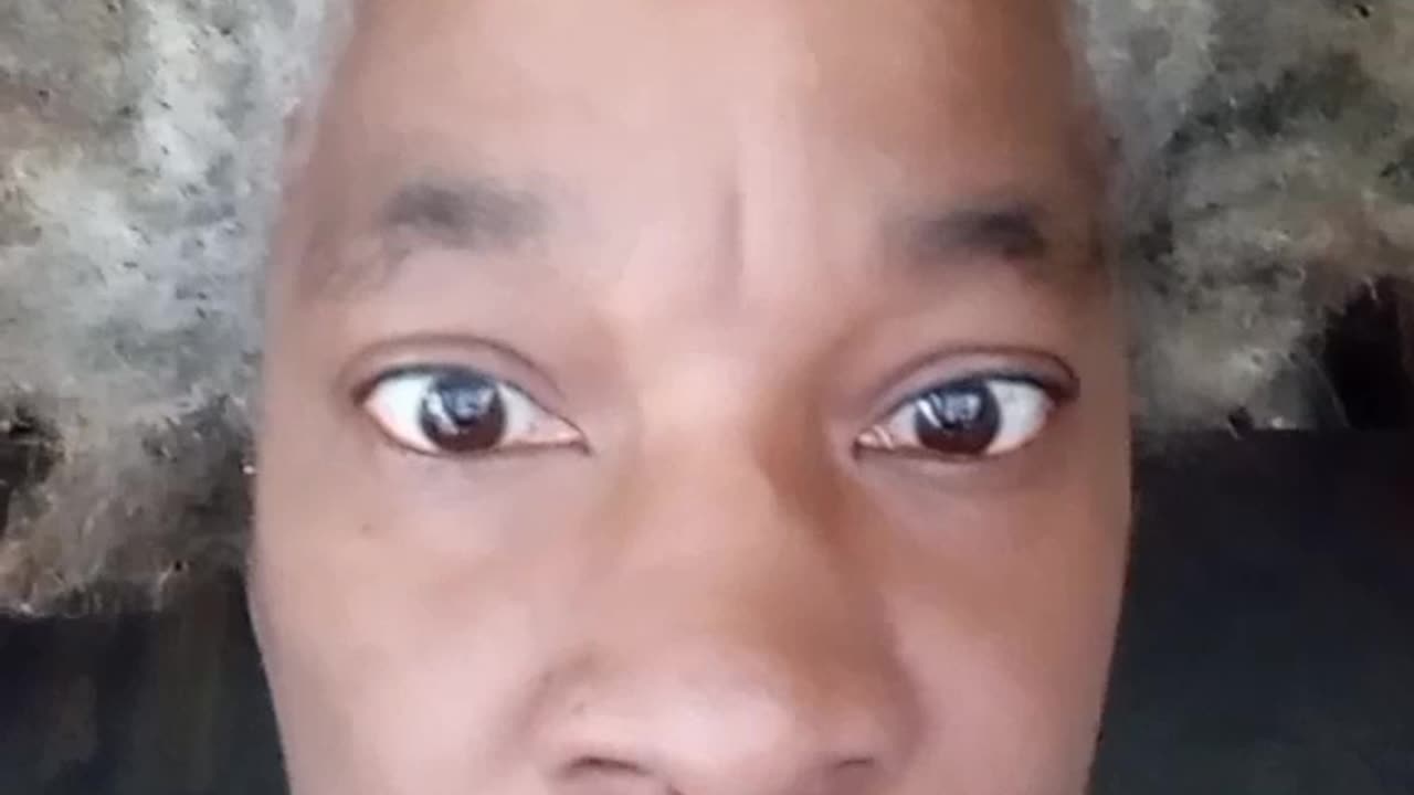 I DON'T GIVE A PHUK IF U MAD