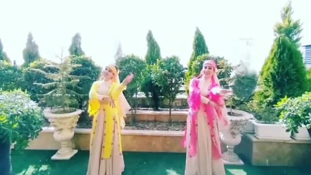 Beautiful clip of Iranian dance 💕❣️💕