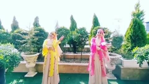 Beautiful clip of Iranian dance 💕❣️💕