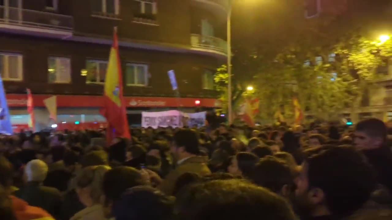 Spanish Protestors Take To The Streets Chanting: “Spain Is Christian, Not Muslim”