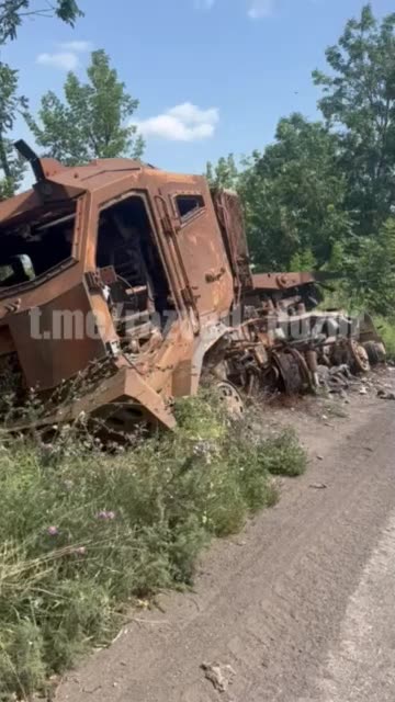 Zničený Český raketomet RM70 Vampir u Kreminy