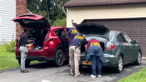🚨 FBI Raid Scott Ritters home. HIs crime? Exposing the Deep State?
