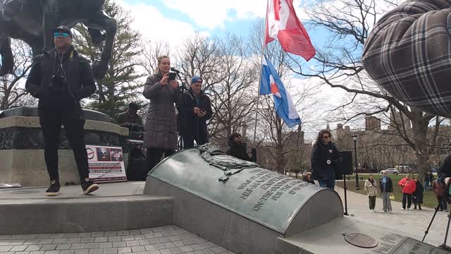 Speech on waking people up, from the Queen's Park Freedom gathering - April 16, 2022