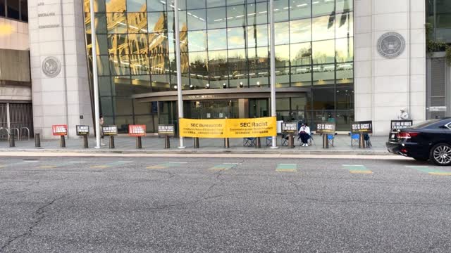 2021-12-3下午,SEC总部抗议第42天,SEC退款!