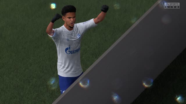 Luiz Díaz scores goal for cubertura