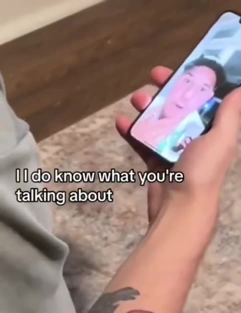 His Dad is a Cop from the Bayside Mall Alien Encounter