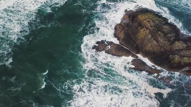Ocean waves sound for better sleeping, relaxing and more
