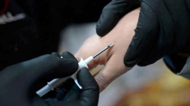 Chip dermali: siamo già cyborg, ecco come si vive con il corpo connesso!