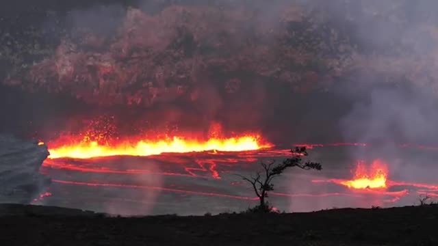 Hawaii Eruption Lava Lake Before it Swallow Everthing