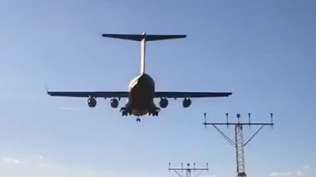 Transport BOEING C-17 gifts for the occupants!!!