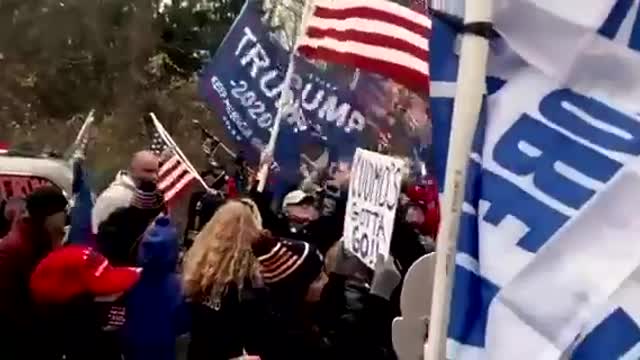 Protest outside of NY Governor's home