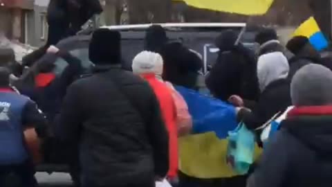 Ukraine Russia War Ukraine Citizens attack military vehicle