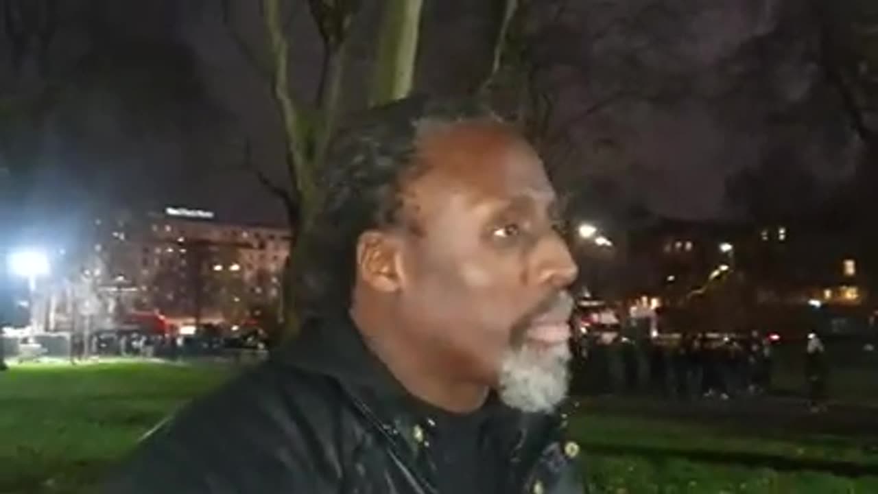 I hate Islam (Kane) black islamophobe explain why #SpeakersCorner