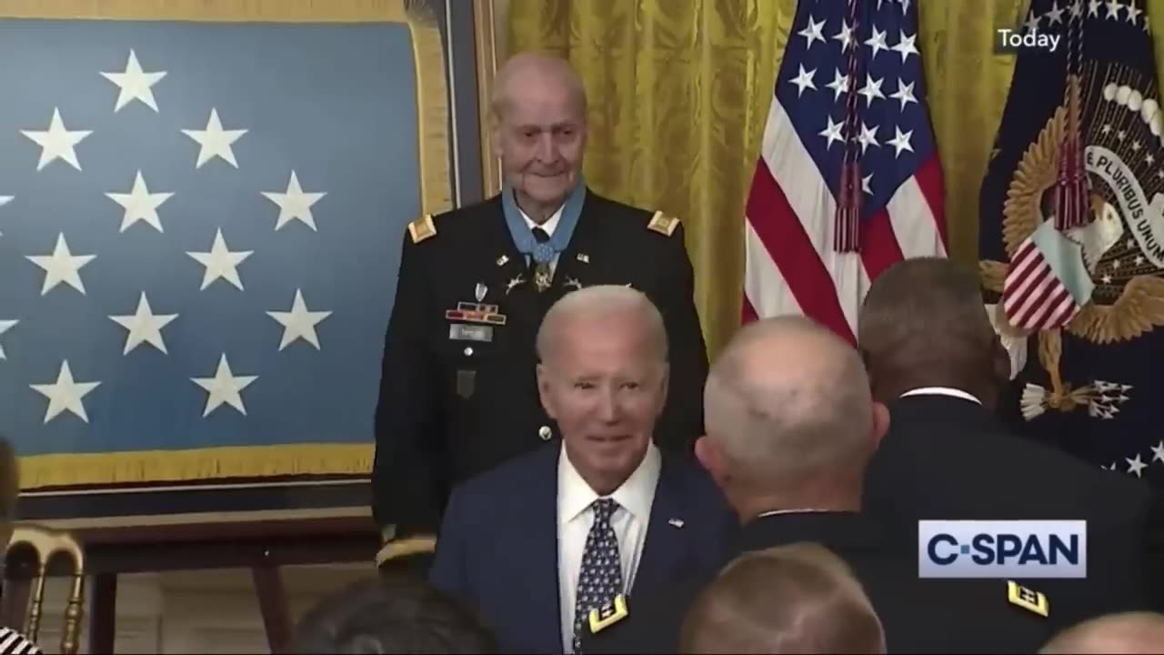 Biden blasted for walking out before end of Medal of Honor ceremony: ‘Lack of respect’