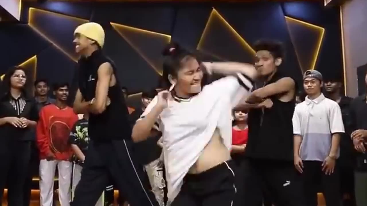 Move the dance space