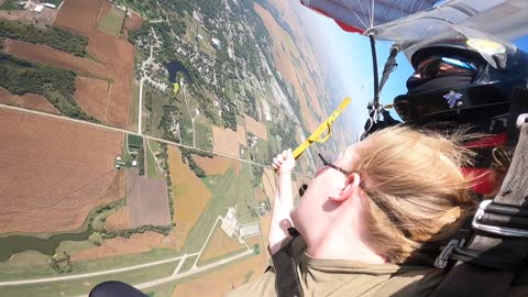 Camryn's Skydiving experience