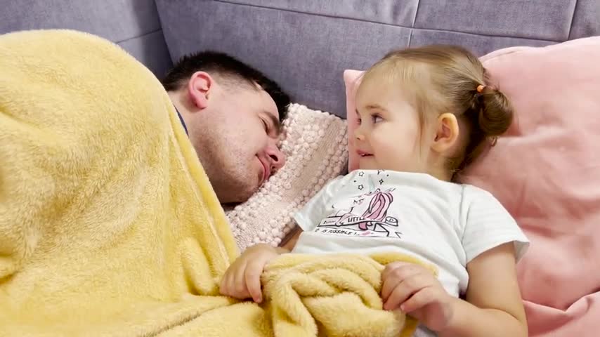 What_Does_a_Baby_Girl_do_With_a_Daddy_Who_is_Fast_Asleep