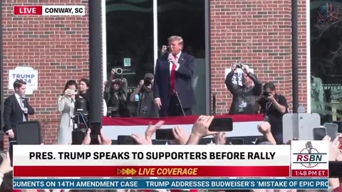 A real Leader - Trump comes out to speak to Americans who didn't get in to hear him