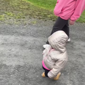 New Walking Trend? LOL