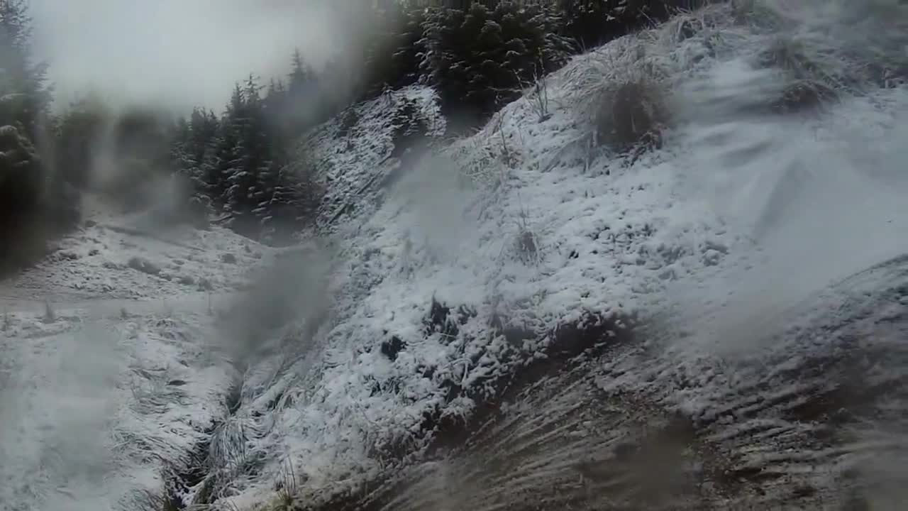 Mtb dh hully gully @ gisburn forest snow crash/fail!