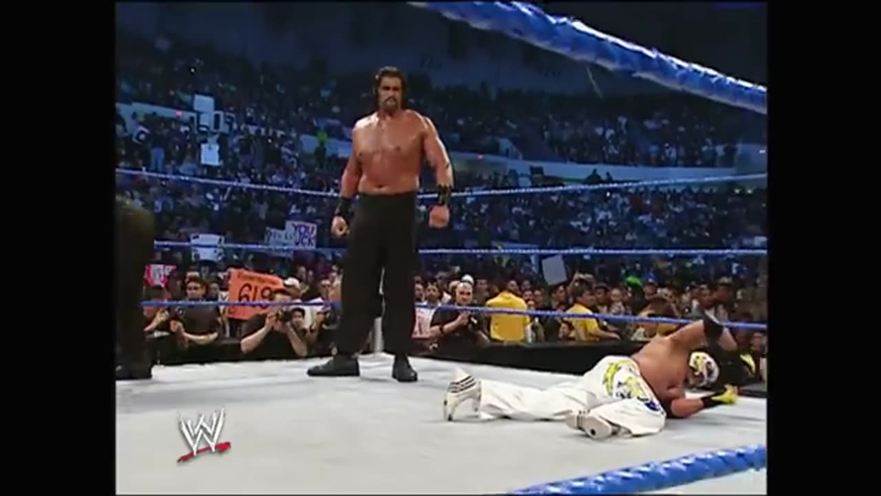 Rey Mysterio vs. The Great Khali_ SmackDown, May 12, 2006