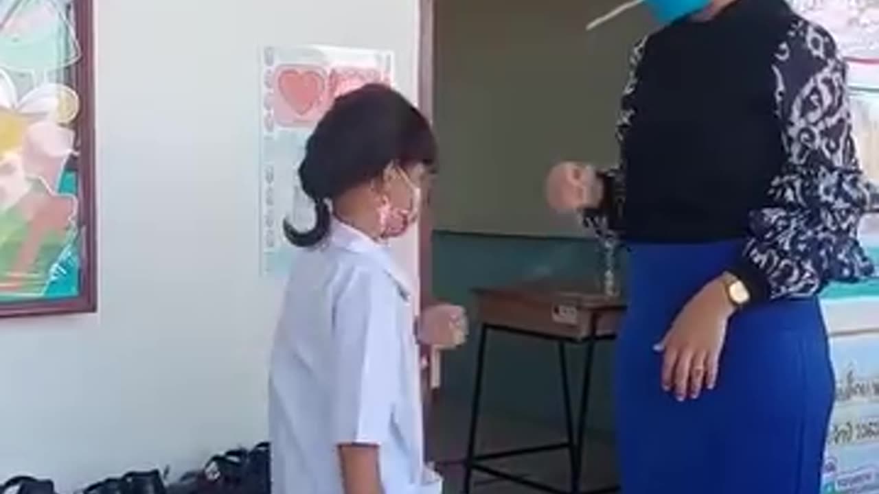 Watch how teacher and a her students greet each other