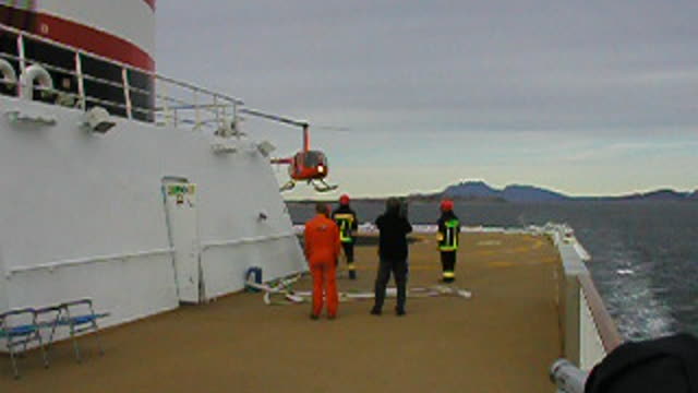 Aborted Helicopter Landing on Hurtigruten Cruise Norway due to high winds