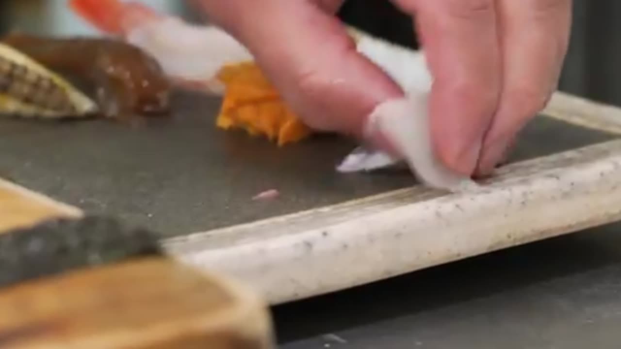 Discover the Sweet and Savory World of Japanese Street Food!