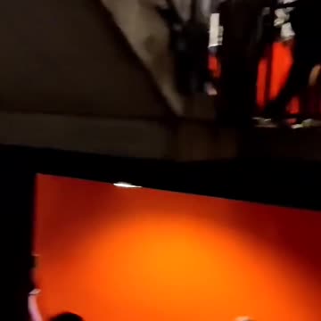 Yankees and Mets Fans Join Together to Chant "Fuck Joe Biden" as They Leave Saturday's Game