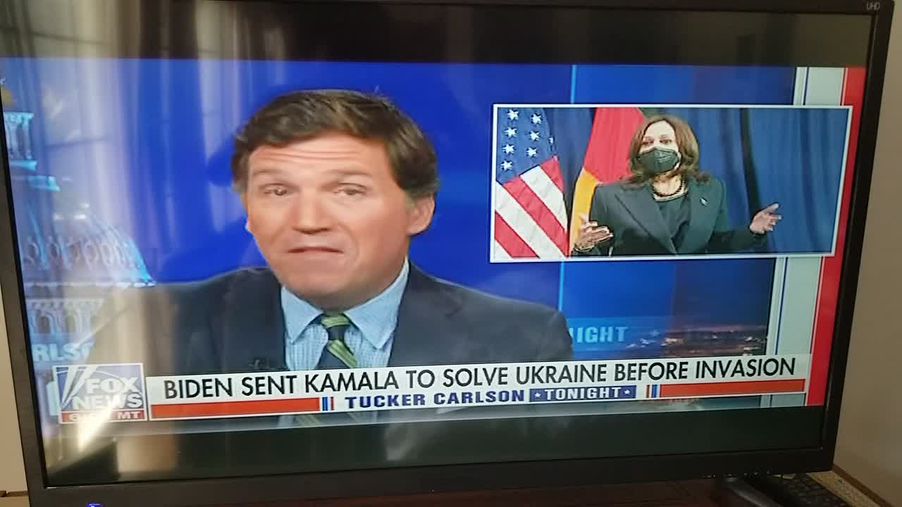 watching my fav Tucker Carlson