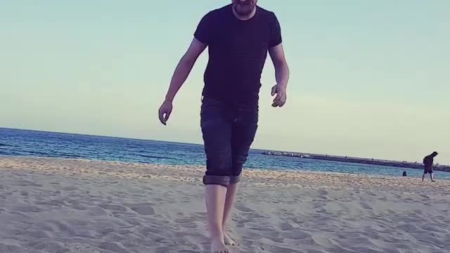 Collab copyright protection - beach guy cant jump trash cans