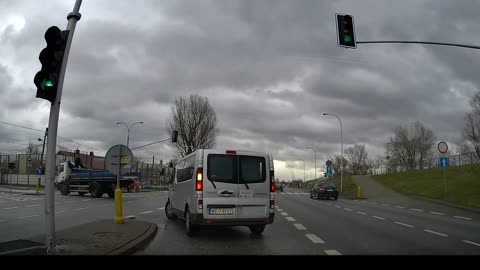 Zawracanie na lewoskręcie