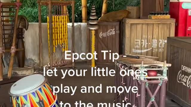 Epcot Tip、let your little ones play and move