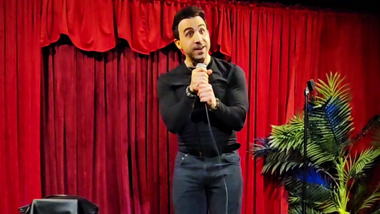 Rich Gay Guys & Women's Feelings 💰🏳️‍🌈♀️ ft. Rich Rotella : Stand-Up Comedy