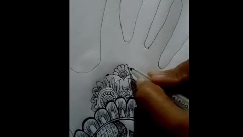 Simple Hand mehedi design