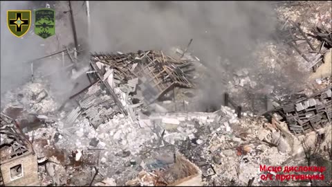 Ukrainian kamikaze drone with thermobaric warhead destroys a house