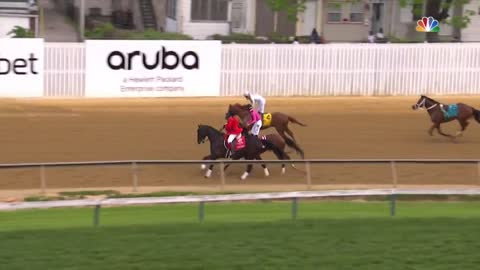 Preakness Stakes 2019 (FULL RACE), jockey John Velazquez thrown from horse | NBC Sports