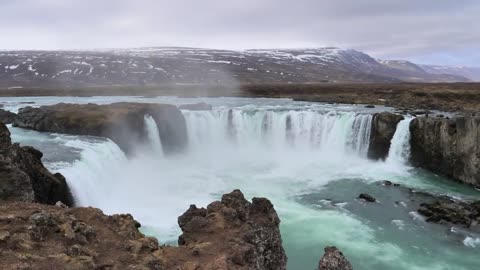 Landscapes of Iceland accompanied by beautiful relaxing music